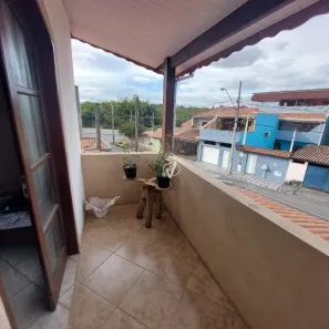 Casa com 4 Quartos à venda, 200m² no Triângulo, Pindamonhangaba