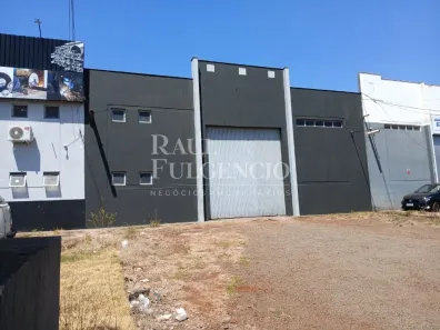 Galpão/Depósito/Armazém para alugar, 600m² no Jardim Riviera, Cambé