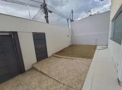 Sobrado com 3 Quartos à venda, 142m² no Centro, Mairiporã