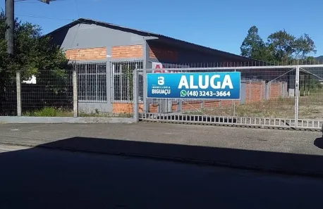 Galpão/Depósito/Armazém para alugar, 400m² no Rio Caveiras, Biguaçu