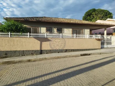 Casa com 3 Quartos à venda, 110m² no Rio Tavares, Florianópolis