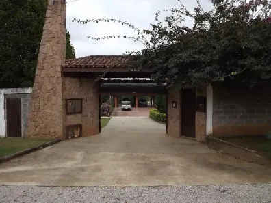 Fazenda/Sítio com 4 Quartos à venda, 534m² no Centro, Araçoiaba da Serra