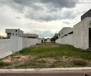 Lote/Terreno à venda, 250m² no Condomínio Primor das Torres, Cuiabá
