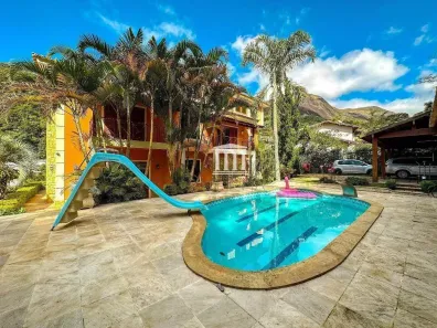 Casa de Condomínio com 4 Quartos à venda, 518m² no Parque do Imbui, Teresópolis