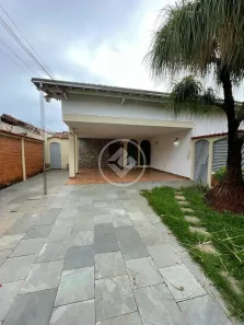 Casa com 2 Quartos à venda, 132m² no Setor Coimbra, Goiânia