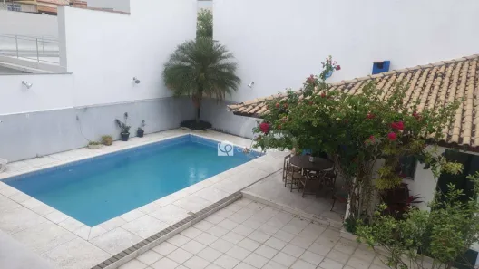 Casa com 3 Quartos à venda, 550m² no Olaria, Rio de Janeiro