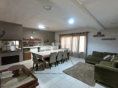Casa com 3 Quartos à venda, 290m² no Passo da Areia, Porto Alegre
