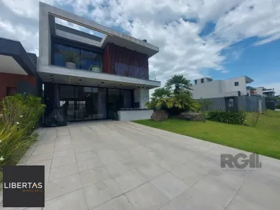 Casa de Condomínio com 4 Quartos à venda, 205m² no XANGRI-LÁ, Xangri-lá