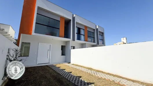 Sobrado com 3 Quartos à venda, 110m² no Velha, Blumenau