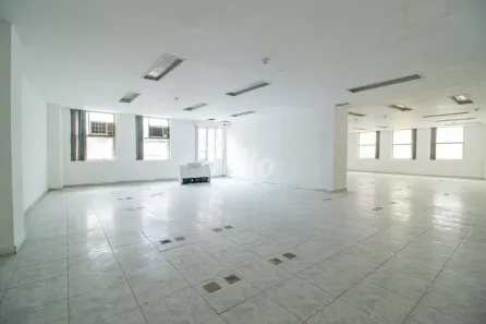 Sala Comercial para alugar, 395m² no República, São Paulo