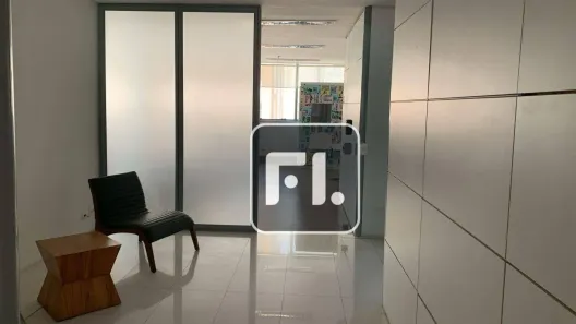 Sala Comercial à venda, 261m² no Vila Olímpia, São Paulo