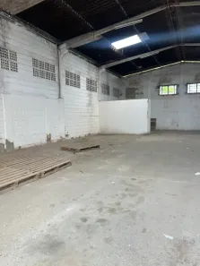 Galpão/Depósito/Armazém para alugar, 220m² no Serraria, Maceió