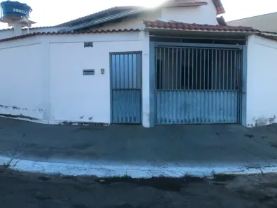 Casa com 3 Quartos para alugar, 100m² no Estância Itajá, Caldas Novas