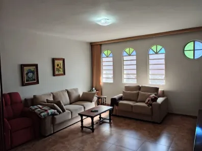 Casa com 3 Quartos à venda, 242m² no Jardim Flórida, Jacareí