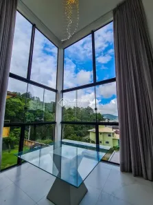 Casa com 3 Quartos para alugar, 258m² no Carvoeira, Florianópolis