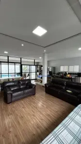 Sobrado com 3 Quartos à venda, 247m² no Loteamento Villa Branca, Jacareí