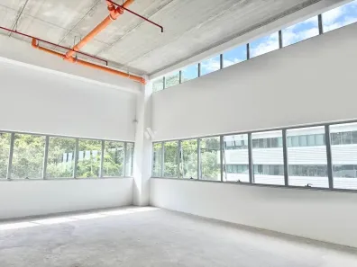 Sala Comercial para alugar, 108m² no Saco Grande, Florianópolis