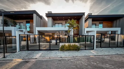 Casa de Condomínio com 4 Quartos à venda, 208m² no Eusebio, Eusébio