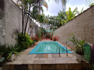Sobrado com 2 Quartos à venda, 233m² no Marapé, Santos