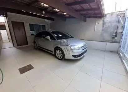 Casa com 2 Quartos à venda, 200m² no Areal, Barra do Piraí