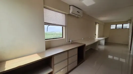 Sala Comercial à venda, 42m² no Calhau, São Luís