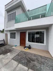 Casa com 3 Quartos para alugar, 95m² no Ouro Verde, Rio das Ostras