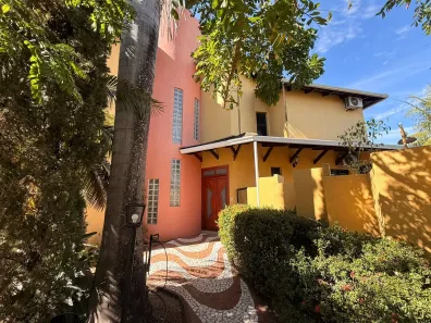 Casa de Condomínio com 5 Quartos à venda, 299m² no Loteamento Portal do Sol I, Goiânia
