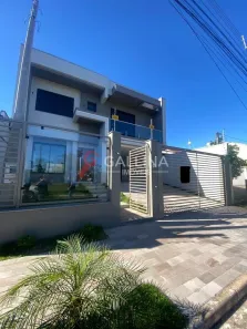 Sobrado com 3 Quartos à venda, 223m² no Olaria, Canoas