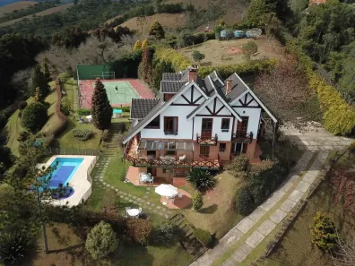 Casa de Condomínio com 5 Quartos à venda, 800m² no Jd do Embaixador, Campos do Jordão