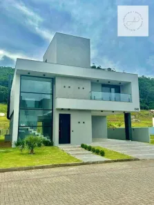 Casa de Condomínio com 3 Quartos à venda, 379m² no Ingleses do Rio Vermelho, Florianópolis