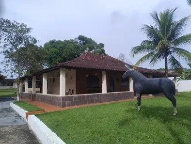 Fazenda/Sítio com 3 Quartos à venda, 3000m² no Centro (Sambaetiba), Itaboraí