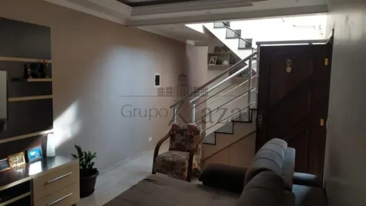 Sobrado com 3 Quartos à venda, 110m² no Residencial União, São José dos Campos