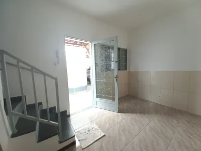 Casa com 2 Quartos para alugar, 65m² no Liberdade, Belo Horizonte