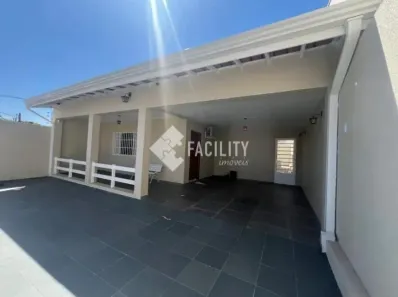 Casa com 3 Quartos para alugar, 150m² no Jardim Santana, Campinas