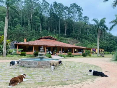 Fazenda/Sítio com 8 Quartos à venda, 5000m² no Área Rural de São Roque, São Roque