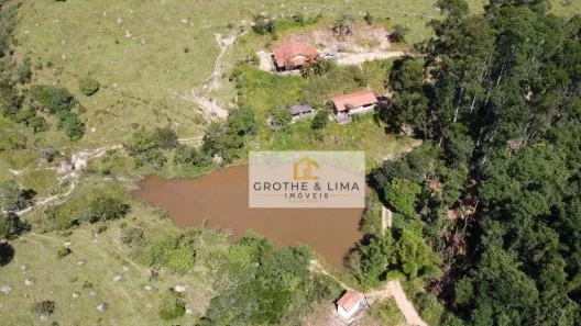 Fazenda/Sítio com 3 Quartos à venda, 200m² no Borda da Mata, Caçapava