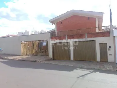 Sobrado com 3 Quartos à venda, 337m² no Jardim Ricetti, São Carlos