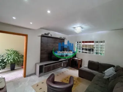 Sobrado com 2 Quartos à venda, 167m² no Jardim Santa Mena, Guarulhos