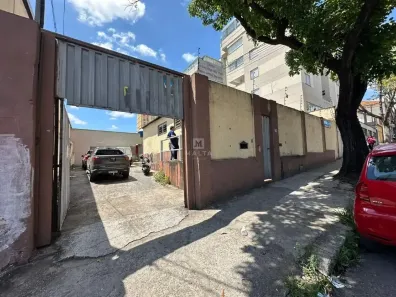 Galpão/Depósito/Armazém com 3 Quartos para alugar, 467m² no Prado, Belo Horizonte