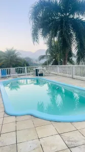Casa com 5 Quartos para venda ou aluguel, 900m² no Vargem Grande, Rio de Janeiro