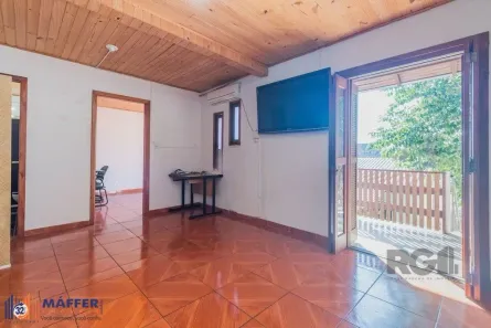 Casa com 4 Quartos à venda, 189m² no Santa Maria Goretti, Porto Alegre