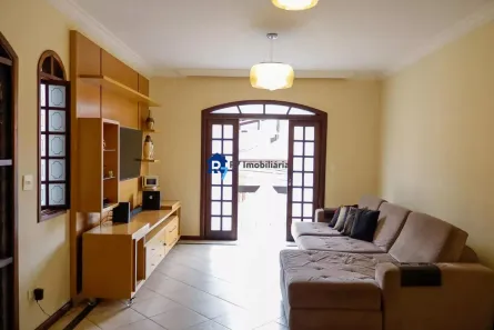 Sobrado com 3 Quartos à venda, 256m² no Adalgisa, Osasco