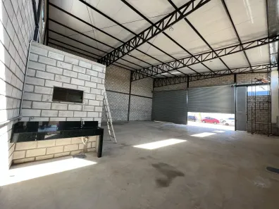 Galpão/Depósito/Armazém com 1 Quarto para alugar, 300m² no Setor Habitacional Vicente Pires, Brasília