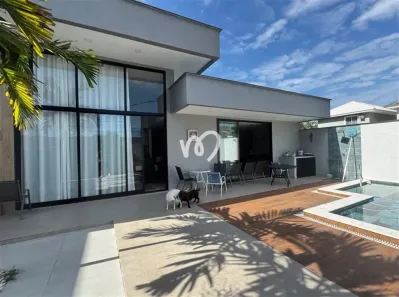 Casa de Condomínio com 3 Quartos à venda, 220m² no Vargem Pequena, Rio de Janeiro