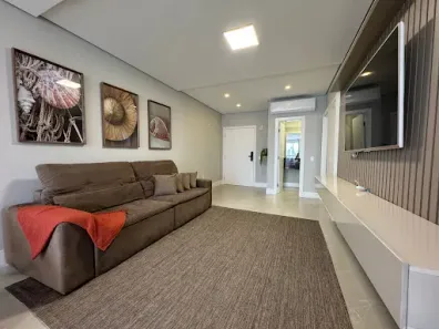Apartamento com 4 Quartos para alugar, 143m² no Centro, Balneário Camboriú