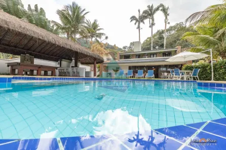 Casa com 6 Quartos à venda, 600m² no Domingas Dias, Ubatuba