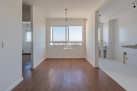 Apartamento com 2 Quartos para alugar, 56m² no Passo da Areia, Porto Alegre