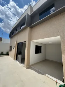 Casa com 3 Quartos à venda, 80m² no Funcionários, Montes Claros