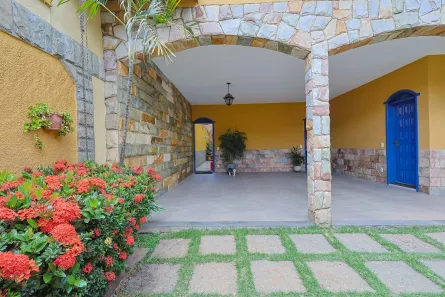 Casa com 4 Quartos à venda, 337m² no João Pinheiro, Belo Horizonte