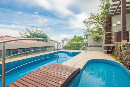 Casa com 4 Quartos para alugar, 138m² no Agronômica, Florianópolis